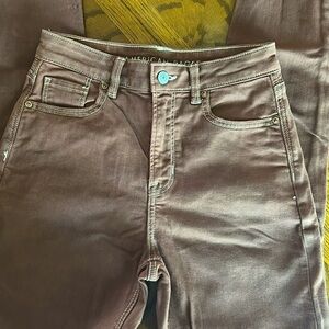 American Eagle Mom Jean Distressed size 0 regular EUC